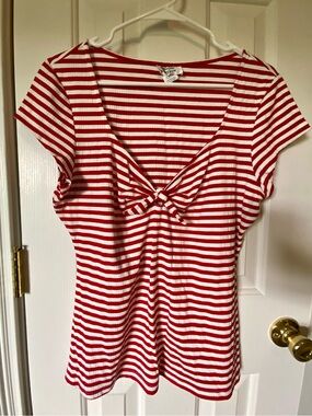 Unique Vintage Red/White Stripe Knot-Front Women’s Top Size XL